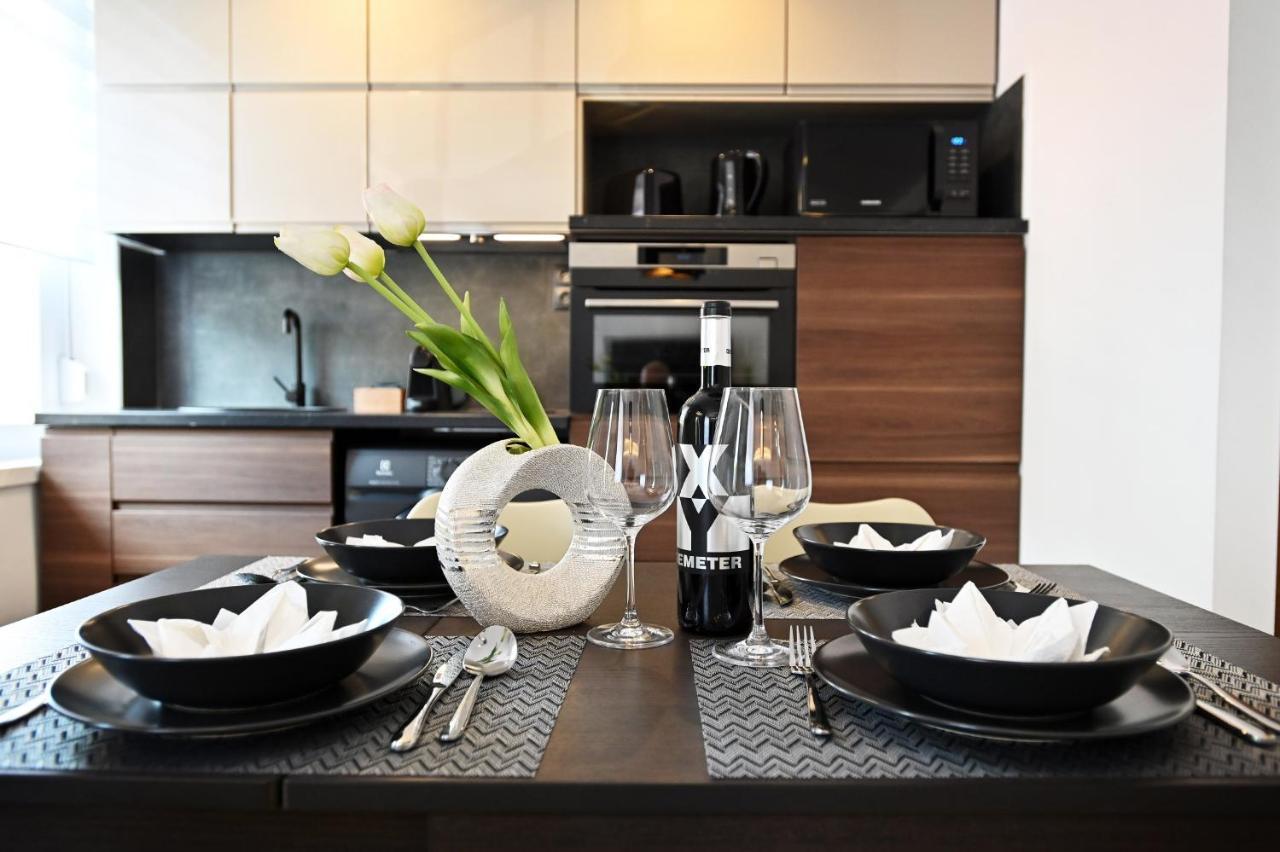 Zora Apartman Eger Exteriör bild