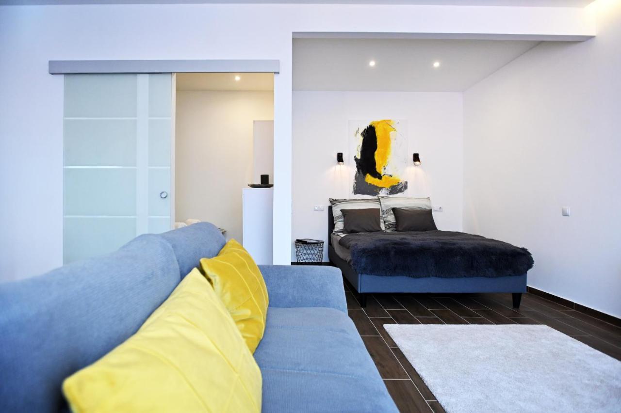 Zora Apartman Eger Exteriör bild